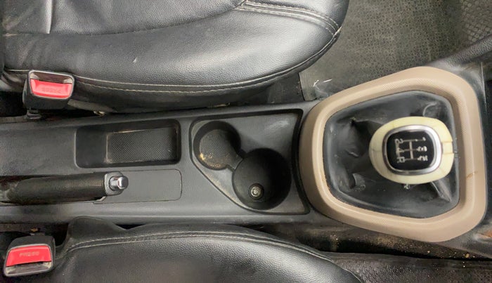 2015 Hyundai Xcent SX 1.2, Petrol, Manual, 1,14,980 km, Gear Lever