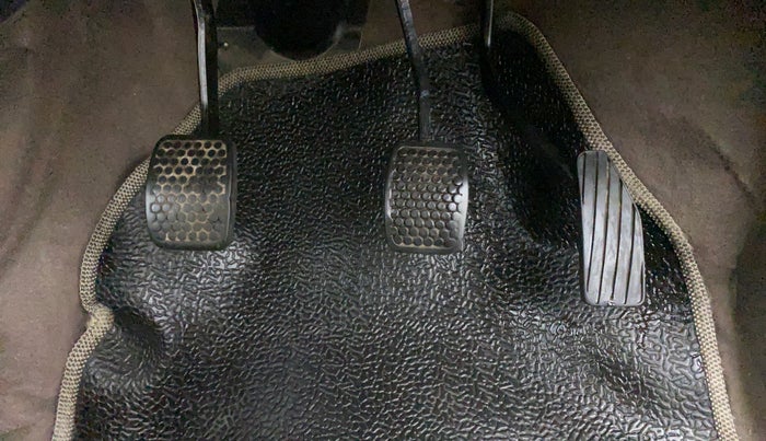 2012 Maruti Zen Estilo VXI, Petrol, Manual, 36,628 km, Pedals