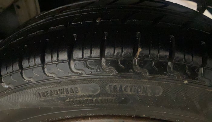 2015 Maruti Alto K10 VXI, Petrol, Manual, 1,59,715 km, Left Rear Tyre Tread