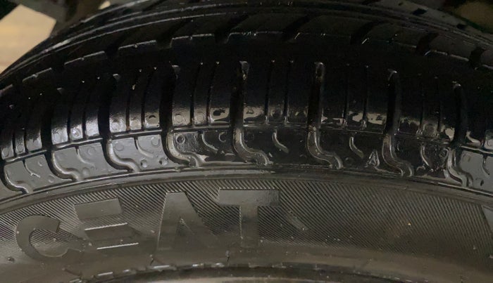 2015 Maruti Alto K10 VXI, Petrol, Manual, 1,59,715 km, Right Rear Tyre Tread