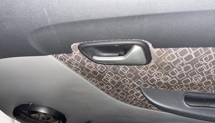 2019 Maruti Alto 800 LXI, CNG, Manual, 95,614 km, Driver Side Door Panels Control