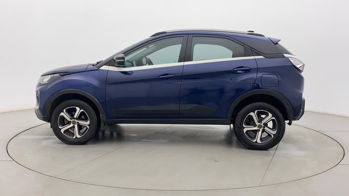 2023 Tata NEXON XZA PLUS LUXURY SUNROOF DIESEL, Diesel, Automatic, 33,927 km, Left Side