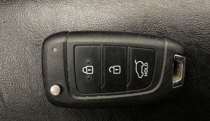 2023 Hyundai NEW I20 SPORTZ 1.2 IVT, Petrol, Automatic, 38,313 km, Key Close Up