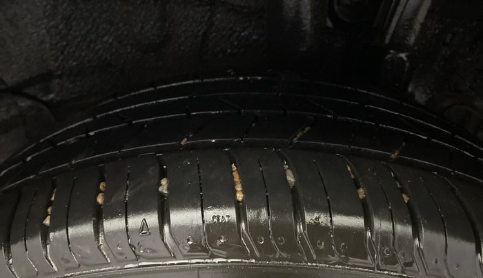 2023 Hyundai NEW I20 SPORTZ 1.2 IVT, Petrol, Automatic, 38,313 km, Left Rear Tyre Tread