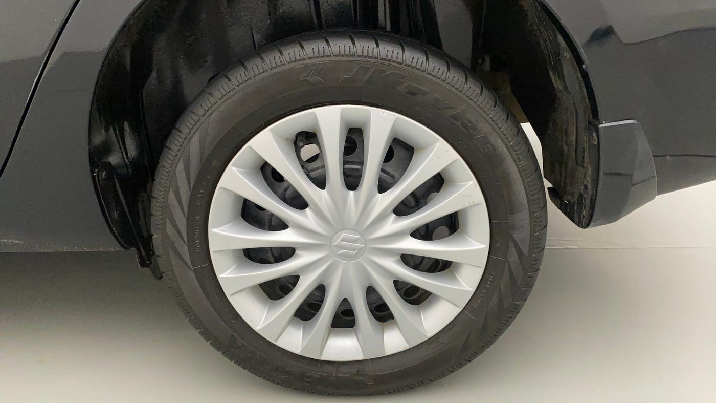 2016 Maruti Ciaz VXI, CNG, Manual, 1,05,437 km, Left Rear Wheel