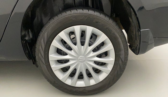 2016 Maruti Ciaz VXI, CNG, Manual, 1,05,437 km, Left Rear Wheel
