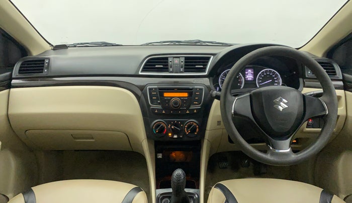 2016 Maruti Ciaz VXI, CNG, Manual, 1,05,437 km, Dashboard