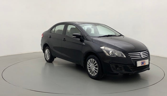 2016 Maruti Ciaz VXI, CNG, Manual, 1,05,437 km, Right Front Diagonal