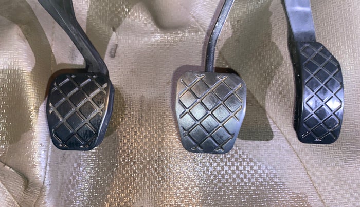 2017 Volkswagen Polo HIGHLINE1.5L, Diesel, Manual, 96,934 km, Pedals