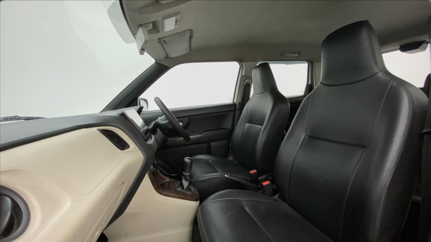 2019 Maruti New Wagon-R VXI 1.0, Petrol, Manual, 87,354 km, Right Side Front Door Cabin