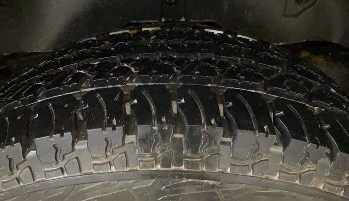 2022 Mahindra Thar LX HARD TOP 4WD MT, Diesel, Manual, 72,179 km, Right Rear Tyre Tread