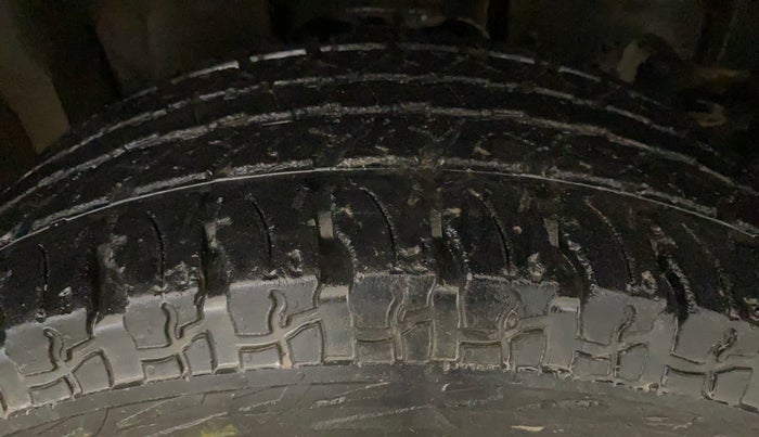 2022 Mahindra Thar LX HARD TOP 4WD MT, Diesel, Manual, 72,179 km, Right Front Tyre Tread