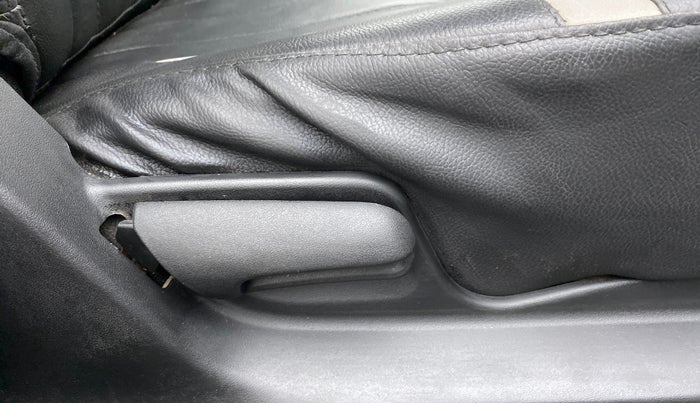 2014 Maruti Swift VXI, Petrol, Manual, 56,288 km, Driver Side Adjustment Panel