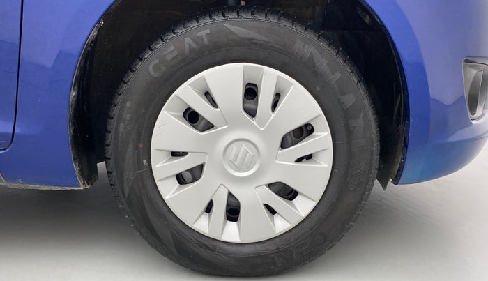 2014 Maruti Swift VXI, Petrol, Manual, 56,288 km, Right Front Wheel