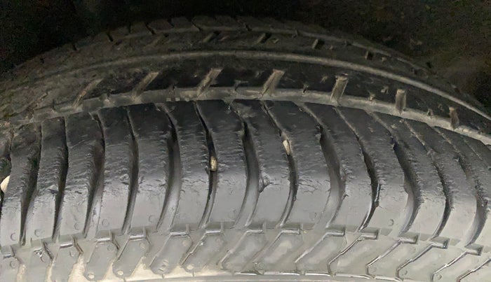 2016 Ford Ecosport TITANIUM 1.5L PETROL AT, Petrol, Automatic, 34,141 km, Right Rear Tyre Tread
