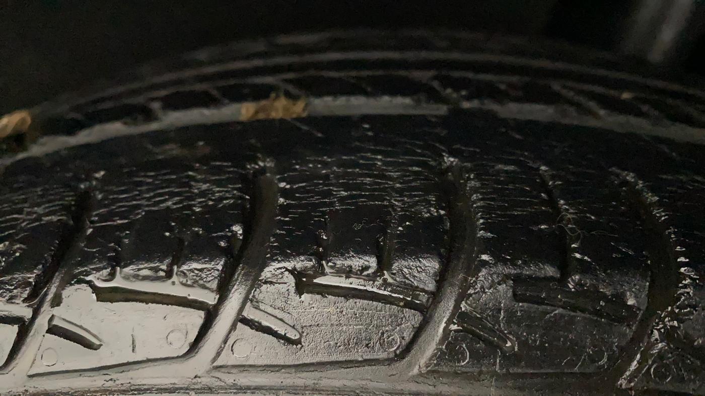 2019 Maruti Baleno DELTA PETROL 1.2, Petrol, Manual, 39,787 km, Left Rear Tyre Tread
