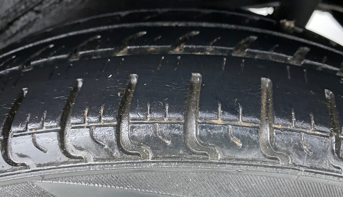 2018 Maruti Wagon R 1.0 VXI, Petrol, Manual, 19,021 km, Left Rear Tyre Tread