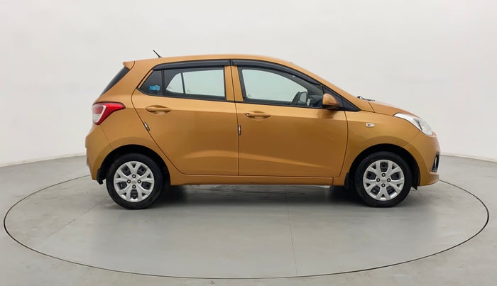 2016 Hyundai Grand i10 MAGNA 1.2 KAPPA VTVT, Petrol, Manual, 95,204 km, Right Side View