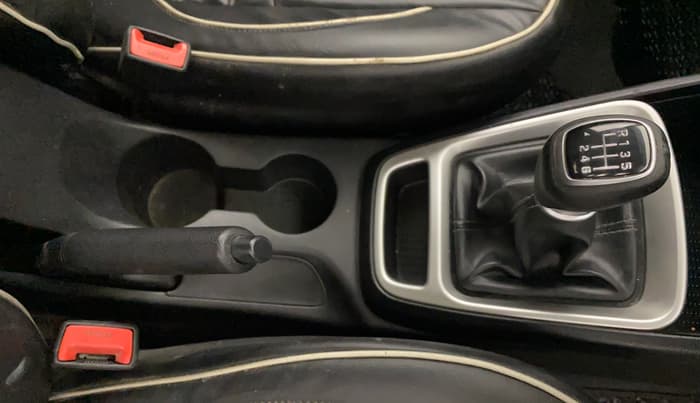 2019 Hyundai VENUE SX 1.0 TURBO, Petrol, Manual, 56,673 km, Gear Lever