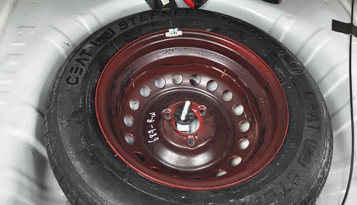 2021 Renault Kwid RXT 1.0 AMT (O), Petrol, Automatic, 37,444 km, Spare Tyre