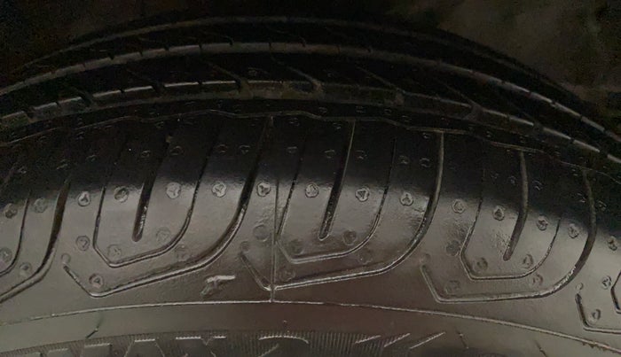 2016 Honda City 1.5L I-VTEC V MT, Petrol, Manual, 36,054 km, Right Front Tyre Tread