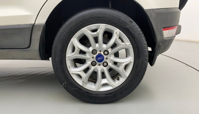 2015 Ford Ecosport 1.5 TITANIUM TI VCT AT, Petrol, Automatic, 76,334 km, Left Rear Wheel