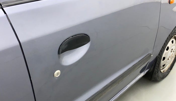 2011 Hyundai Santro Xing GL PLUS, Petrol, Manual, 1,24,967 km, Driver-side door - Slightly dented