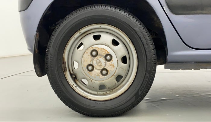 2011 Hyundai Santro Xing GL PLUS, Petrol, Manual, 1,24,967 km, Right Rear Wheel