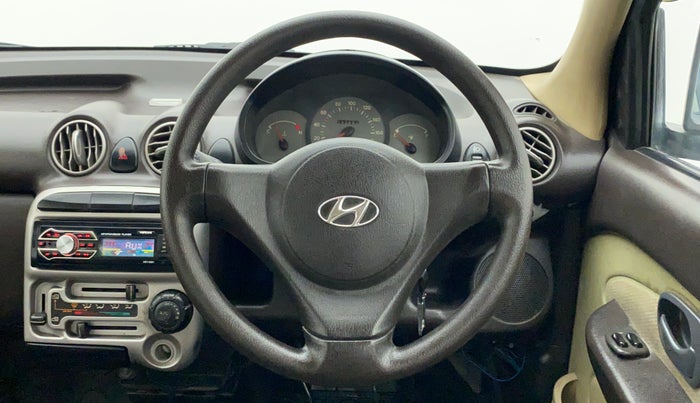 2011 Hyundai Santro Xing GL PLUS, Petrol, Manual, 1,24,967 km, Steering Wheel Close Up