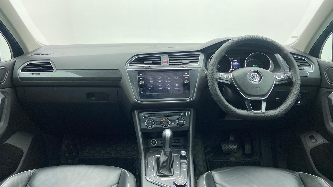2018 Volkswagen TIGUAN HIGHLINE A/T, Diesel, Automatic, 68,377 km, Dashboard