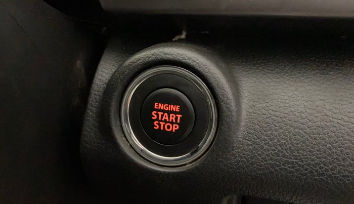 2020 Maruti XL6 ALPHA MT, Petrol, Manual, 27,592 km, Keyless Start/ Stop Button