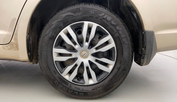 2010 Maruti Swift Dzire VXI, Petrol, Manual, 37,096 km, Left Rear Wheel
