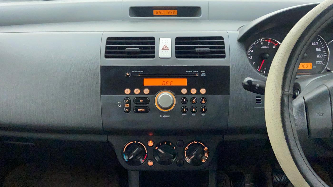 2010 Maruti Swift Dzire VXI, Petrol, Manual, 37,096 km, Air Conditioner