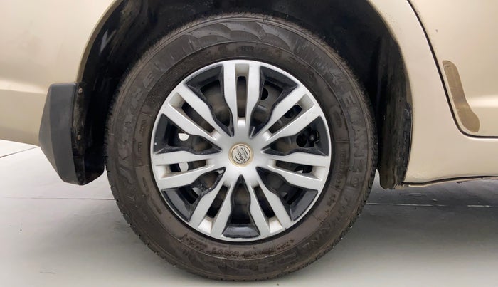 2010 Maruti Swift Dzire VXI, Petrol, Manual, 37,096 km, Right Rear Wheel