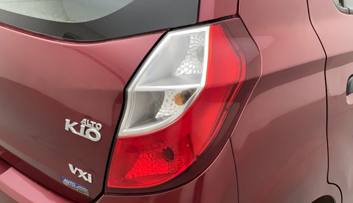 2015 Maruti Alto K10 VXI AMT, Petrol, Automatic, 17,812 km, Right tail light - Minor damage