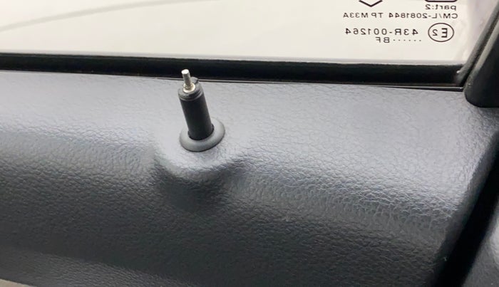 2015 Maruti Alto K10 VXI AMT, Petrol, Automatic, 17,812 km, Lock system - Door lock knob has minor damage