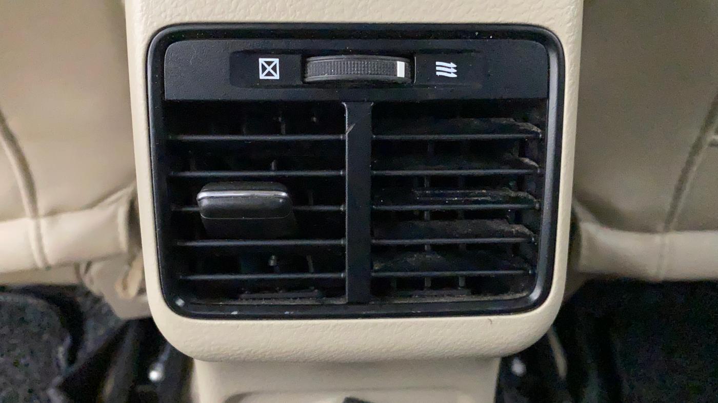 2018 Maruti Ciaz DELTA 1.5 SHVS MT PETROL, Petrol, Manual, 61,103 km, Rear AC Vents