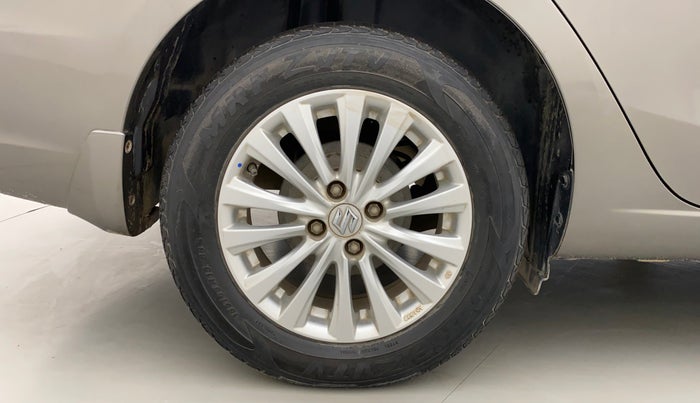 2018 Maruti Ciaz DELTA 1.5 SHVS MT PETROL, Petrol, Manual, 61,103 km, Right Rear Wheel
