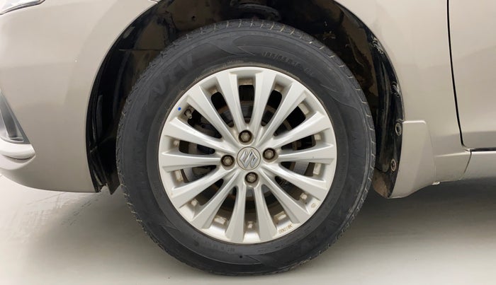 2018 Maruti Ciaz DELTA 1.5 SHVS MT PETROL, Petrol, Manual, 61,103 km, Left Front Wheel