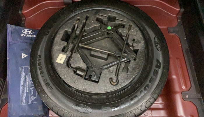 2016 Hyundai Creta BASE 1.6 PETROL, Petrol, Manual, 67,795 km, Spare Tyre