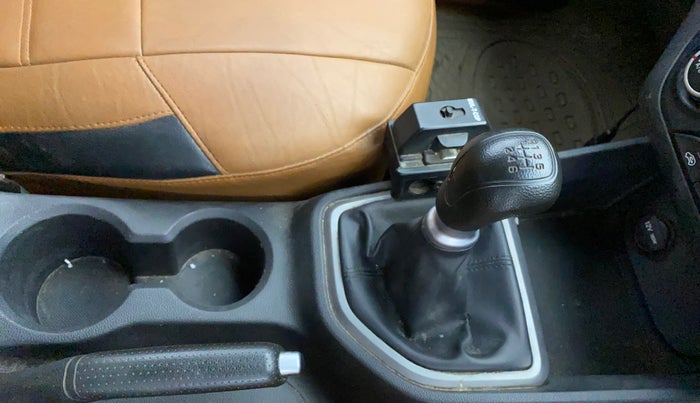 2016 Hyundai Creta BASE 1.6 PETROL, Petrol, Manual, 67,795 km, Gear Lever