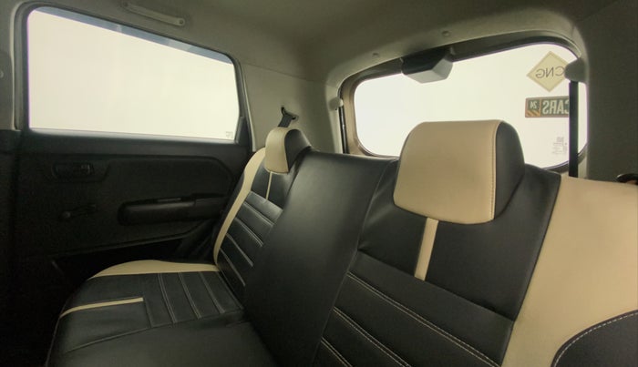 2021 Maruti New Wagon-R LXI CNG 1.0, CNG, Manual, 23,233 km, Right Side Rear Door Cabin