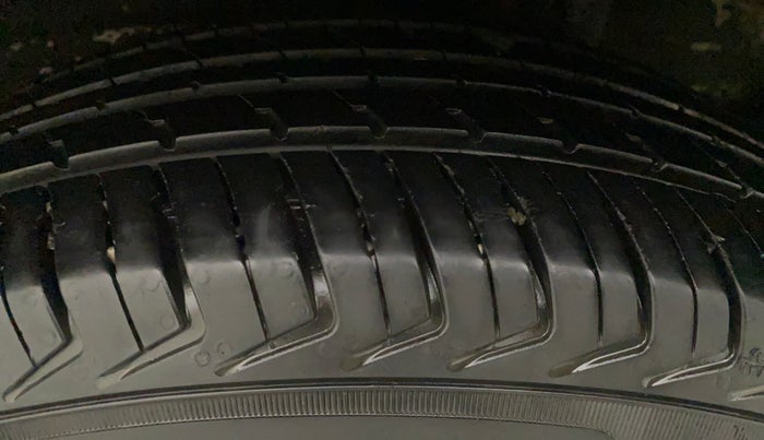2021 Maruti New Wagon-R LXI CNG 1.0, CNG, Manual, 23,233 km, Left Rear Tyre Tread