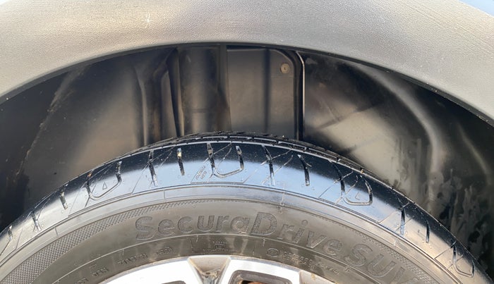 2022 Skoda KUSHAQ STYLE 1.0L TSI MT, Petrol, Manual, 71,865 km, Right Rear Tyre Tread