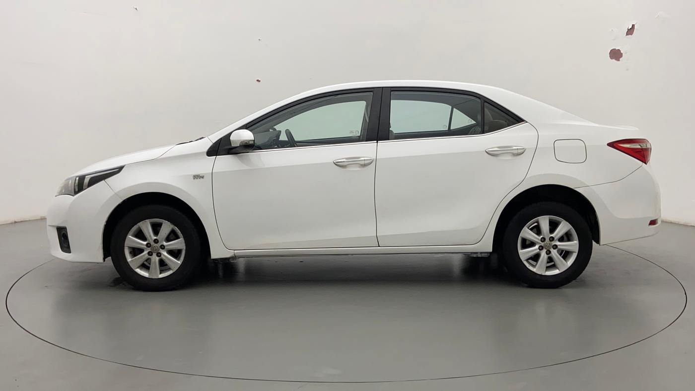 2014 Toyota Corolla Altis G PETROL, Petrol, Manual, 68,791 km, Left Side
