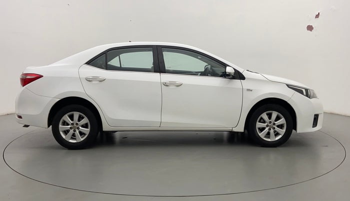2014 Toyota Corolla Altis G PETROL, Petrol, Manual, 68,791 km, Right Side