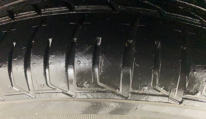 2017 Tata Tiago XZ PETROL, Petrol, Manual, 31,714 km, Left Rear Tyre Tread