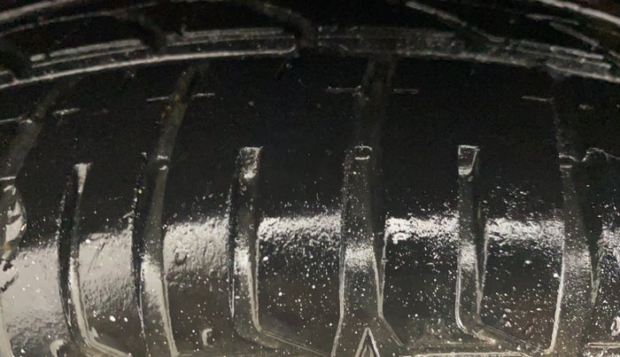 2017 Tata Tiago XZ PETROL, Petrol, Manual, 31,714 km, Right Rear Tyre Tread