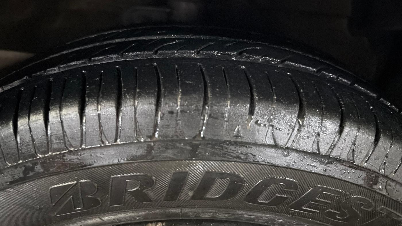 2018 Maruti Celerio VXI AMT, Petrol, Automatic, 17,594 km, Right Front Tyre Tread