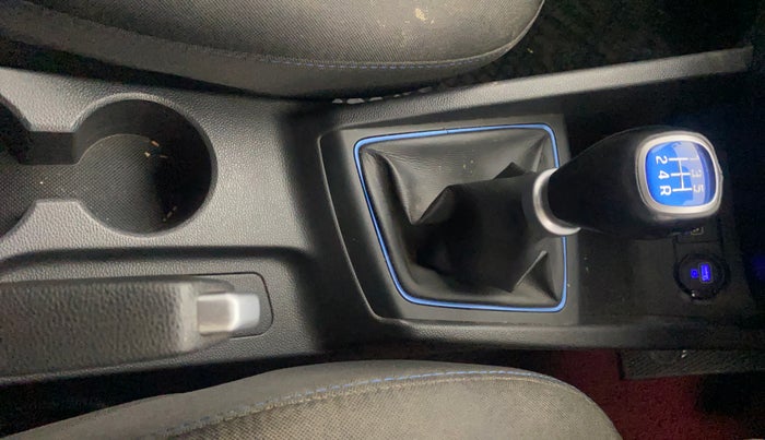 2018 Hyundai i20 Active 1.2 SX, Petrol, Manual, 18,544 km, Gear Lever